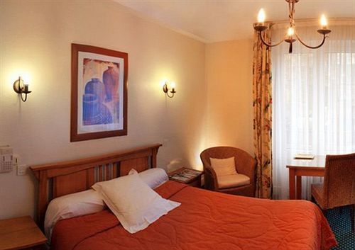 Metropole Hotel